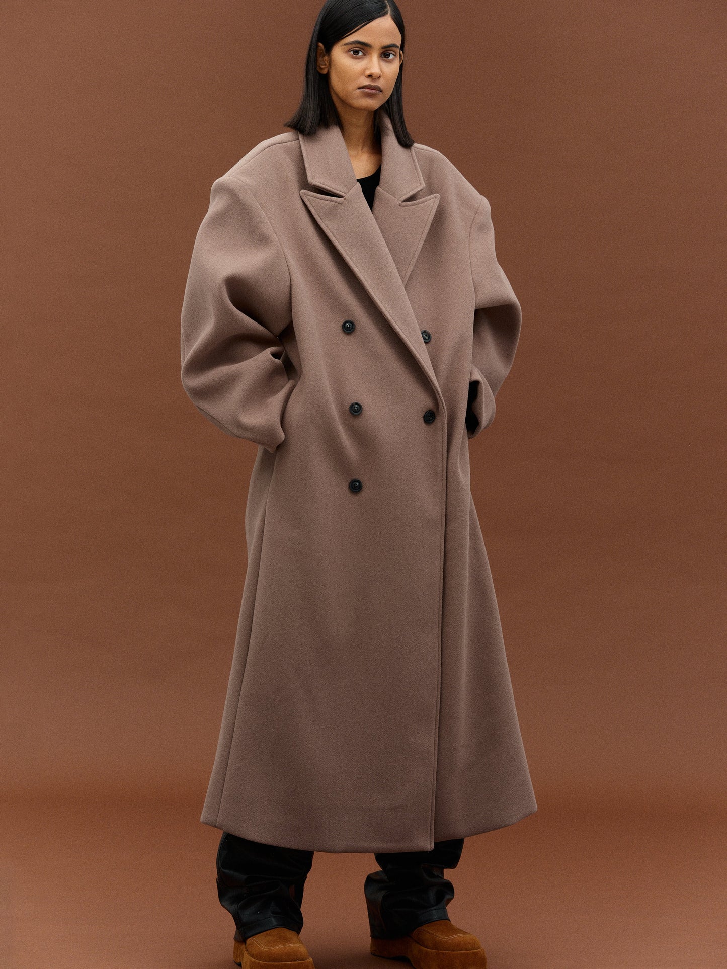 LIFIA - Cape Coat - Trendy and modern